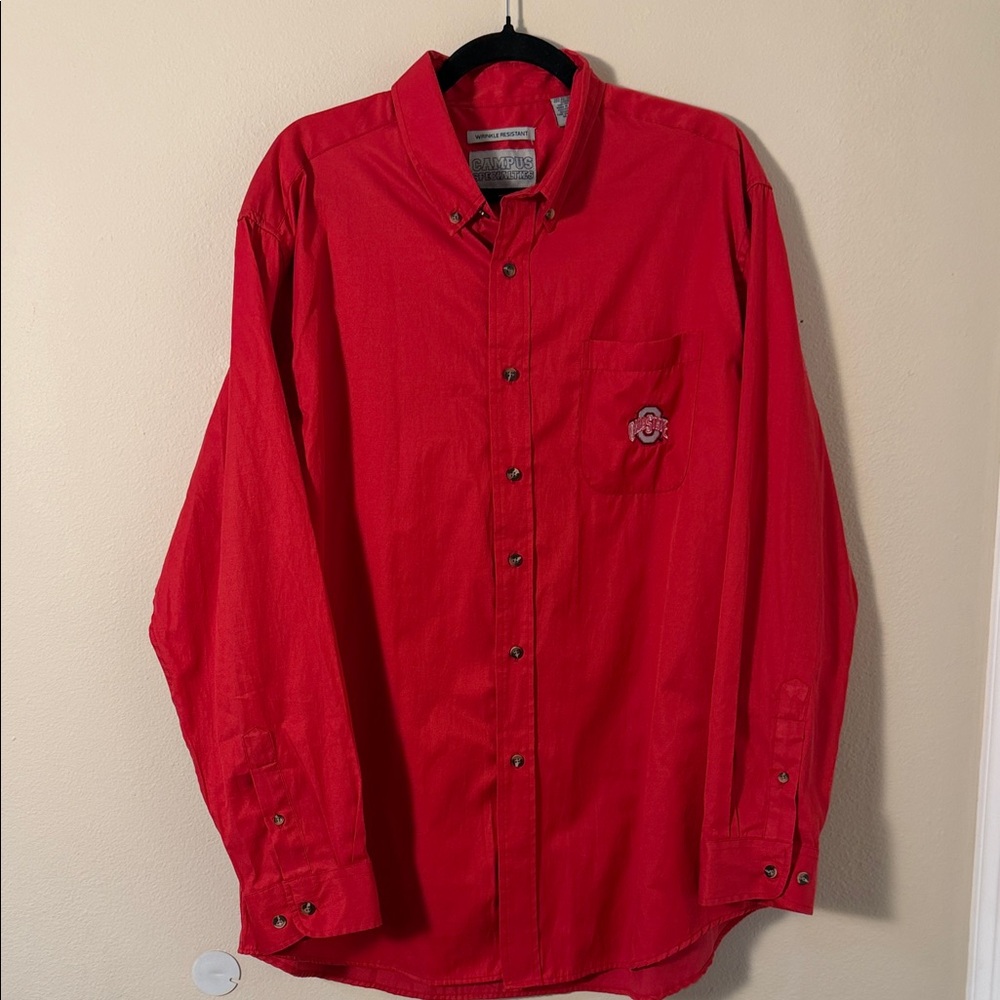 Ohio State Buckeyes Red Men's Medium Button Down Logo Shirt Wrinkle Free Size XL